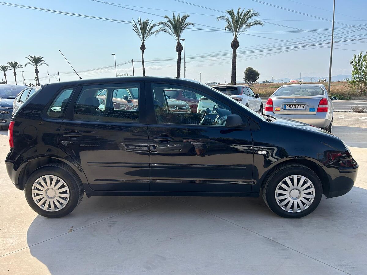 VOLKSWAGEN POLO ADVANCE 1,4 AUTO SPANISH LHD IN SPAIN 125000 MILES SUPERB 2005